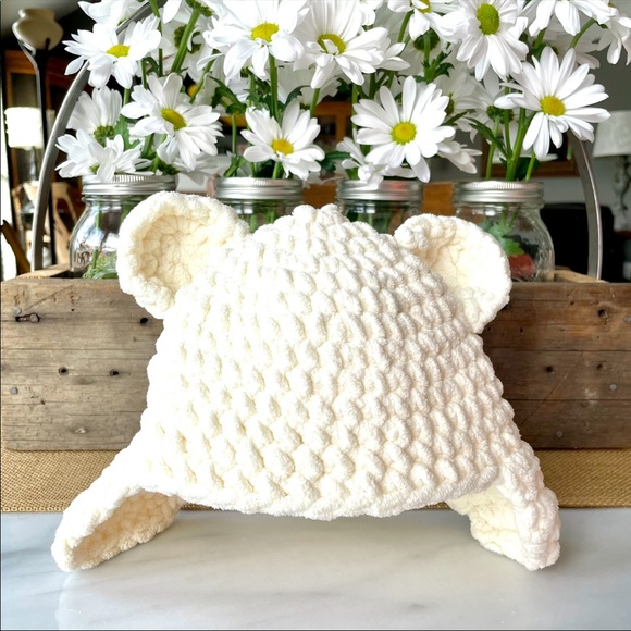 Teddy Bear Hat•NEW•Hand-Knitted Baby Hat•Softest Ivory Yarn•Little Ear Flaps•OS - Picture 1 of 6